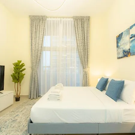 Aws Homes - Studio W High Speed Wi-Fi & Pool At Azizi Star-2