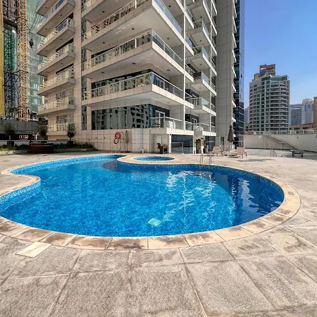 Enticing Space With Marina View Near The Beach!-2