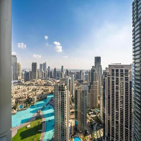 Luxe Apartments Near Dubai Mall, Burj Khalifa - Pool, Gym, & Parking-2