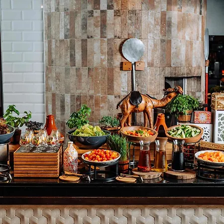 Doubletree By Hilton Dubai - Business Bay-3