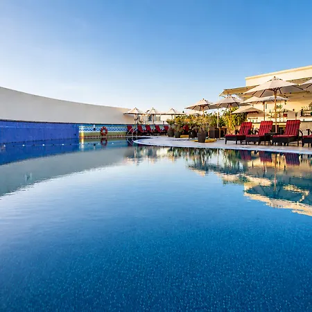 Sunday Hotel Holiday International Dubai-2
