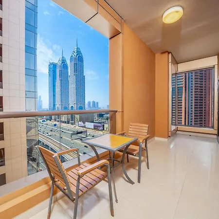 Mercure Dubai Barsha Heights Hotel Suites And Apartments-2