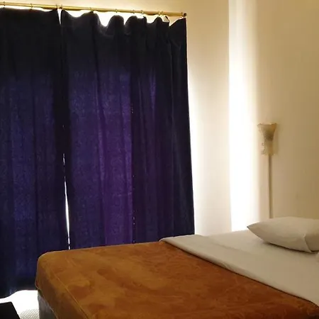 Royal Creek Hotel-2