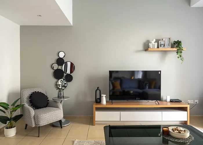 Higuests - Stylish Apartment In Jbr Steps From The Beach Dubái