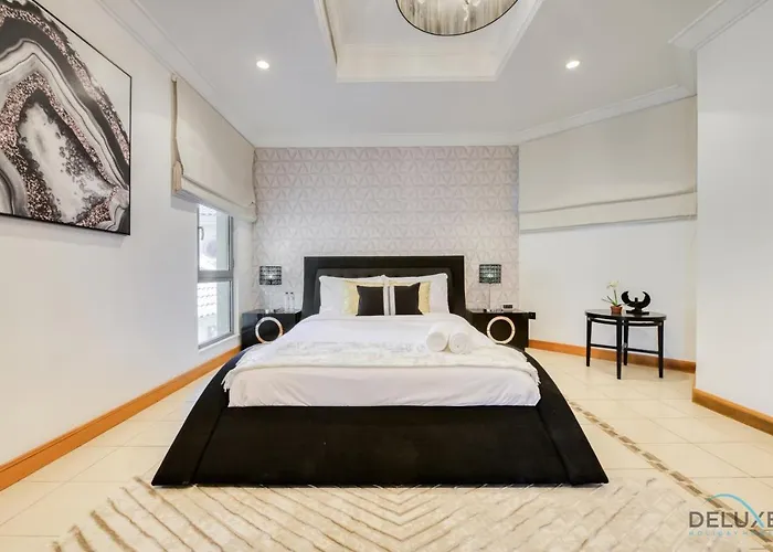 Opulent 5Br Villa In Frond D Palm Jumeirah By Deluxe Holiday Homes Dubaï