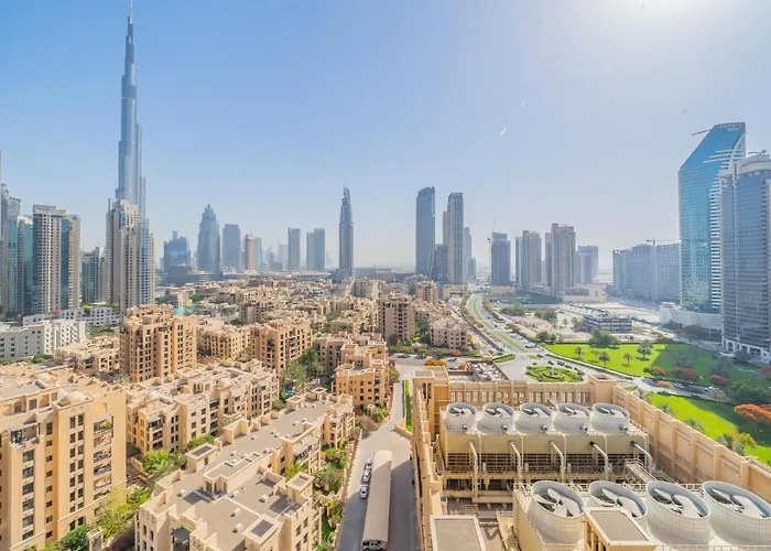 Glamorous Apartment Facing Burj Khalifa Dubai