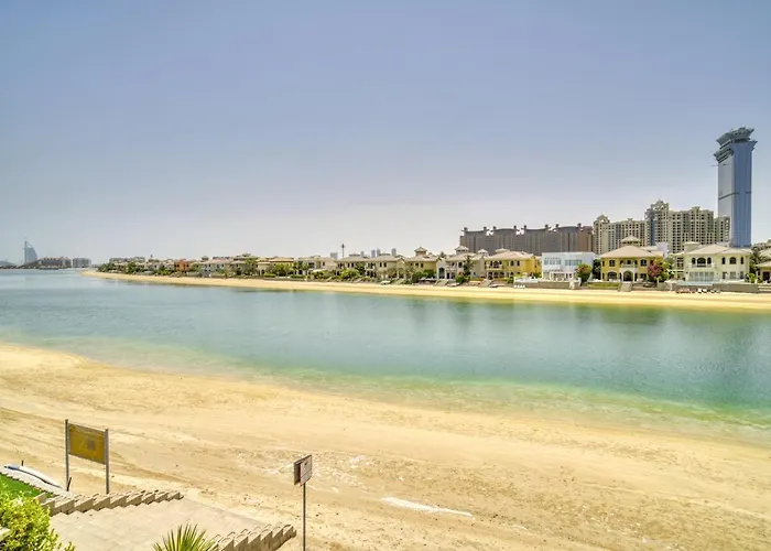 Sol Living - Bright 5Br Palm Villa W/ Private Pool And Beach Dubái
