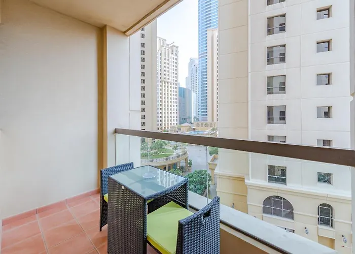 Haustierfreundliches Ferienwohnung Marco Polo - Beautiful & Bright Apt Next To Jbr Beach Dubai