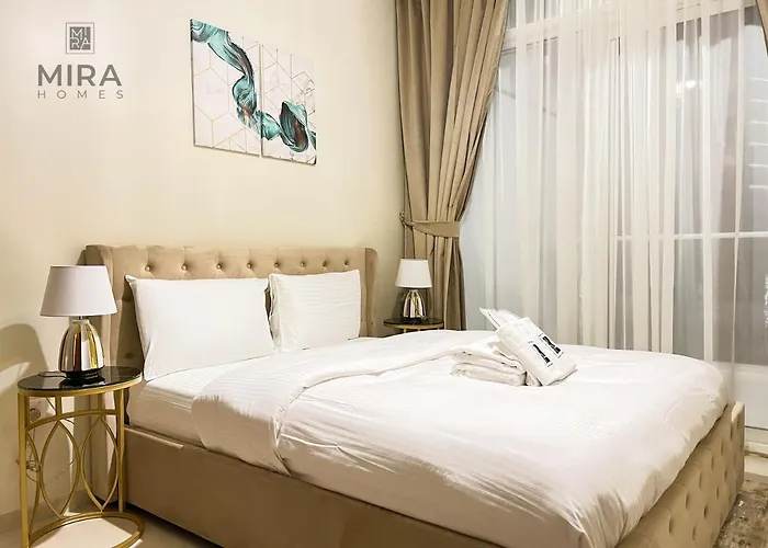 Mira Holiday Homes - Lovely 2 Bedroom Apartment With Burj Khalifa View Dubai