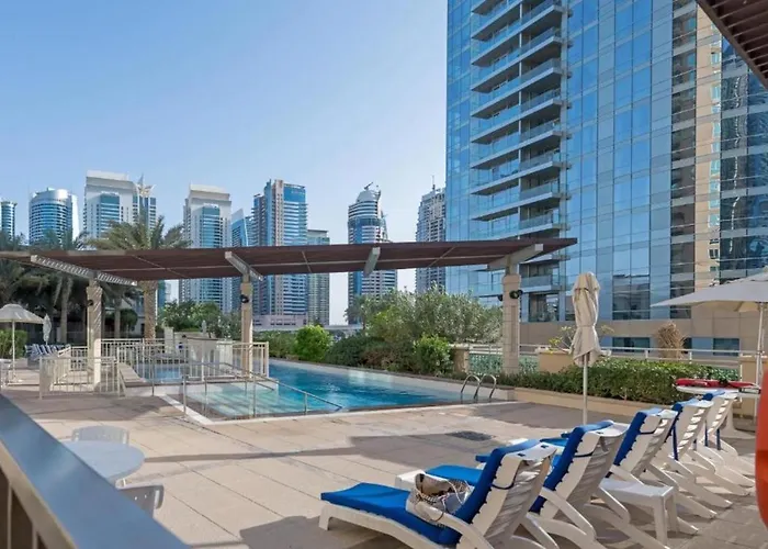 Maison Privee - Stunning Waterfront Apt With Marina View Nxt To Beach Dubai
