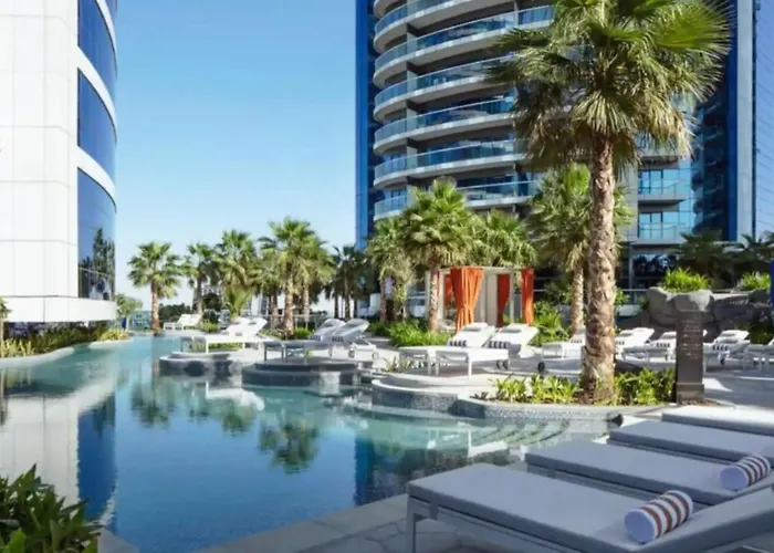 Luxury 2Br Apartment In Paramount Towers Business Bay Dubái
