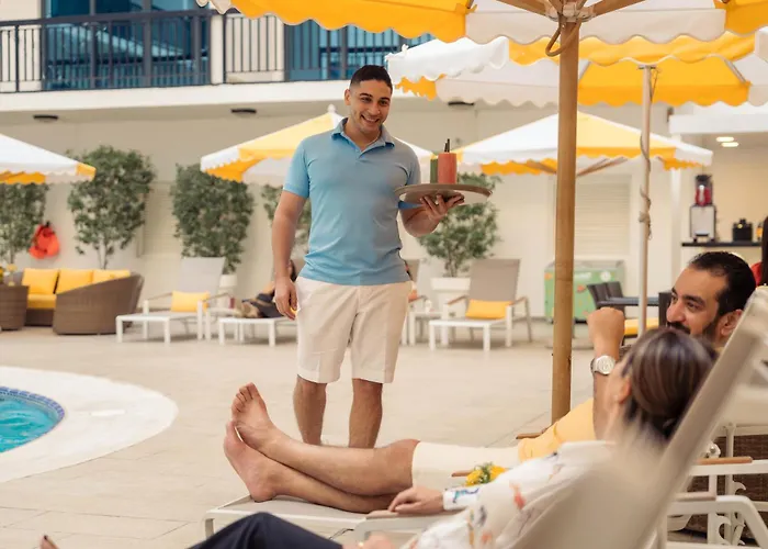 Haustierfreundliches Golden Sands Suites Dubai