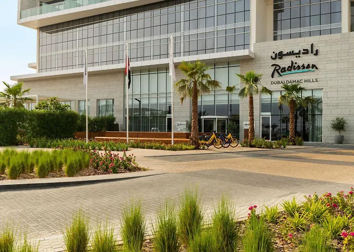 Haustierfreundliches Hotel Radisson Dubai Damac Hills
