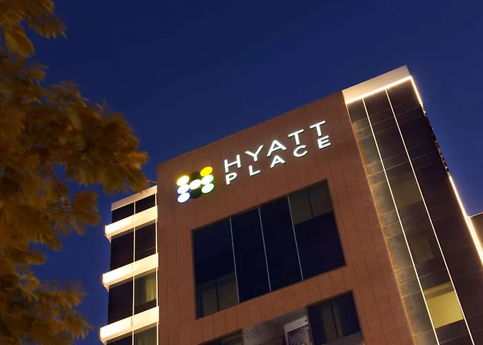4 Sterne-Hotel-Hyatt Place Dubai Baniyas Square