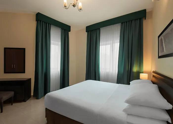 Time Crystal Hotel Apartment Dubái
